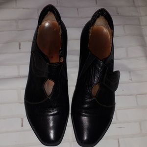 Think! Shoes for Women's  SIZE EUR 42 US SZ 9